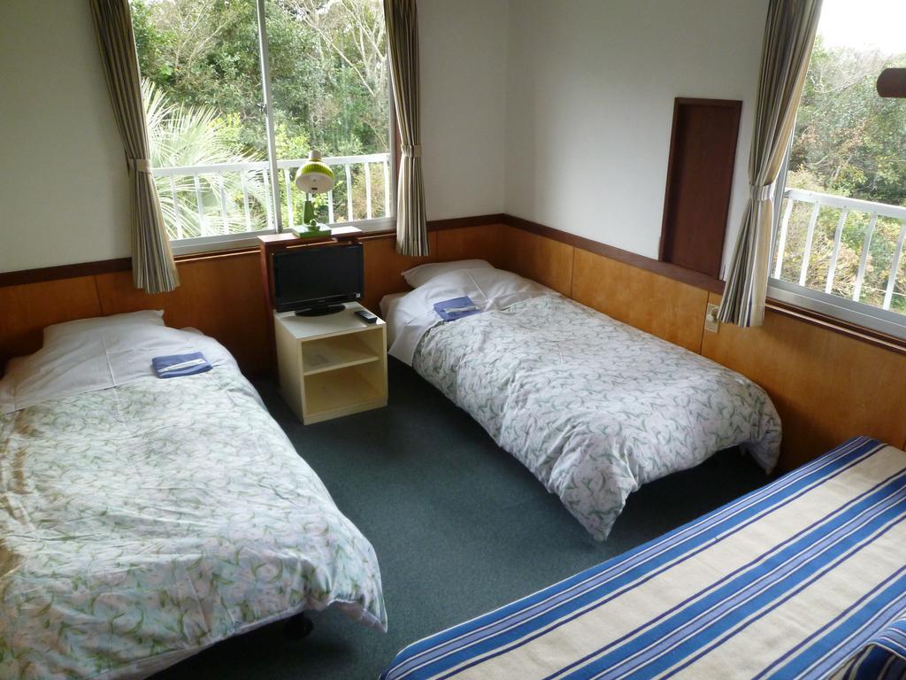 Pension Flora Tateyama  Bagian luar foto